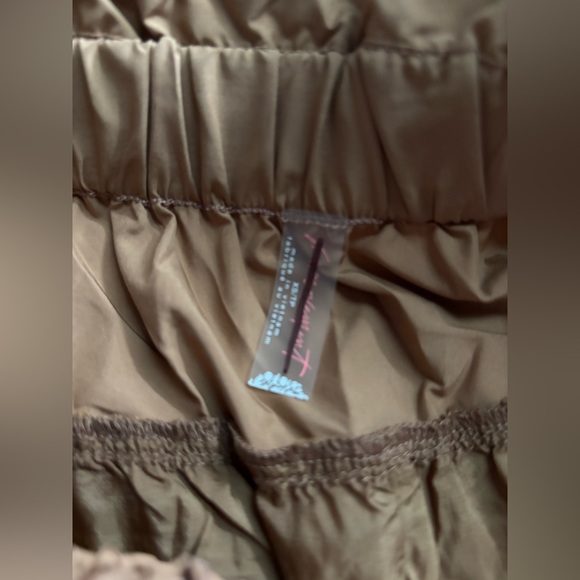 NWOT FREE PEOPLE Leave No Trace Shorts - Picture 7 of 7